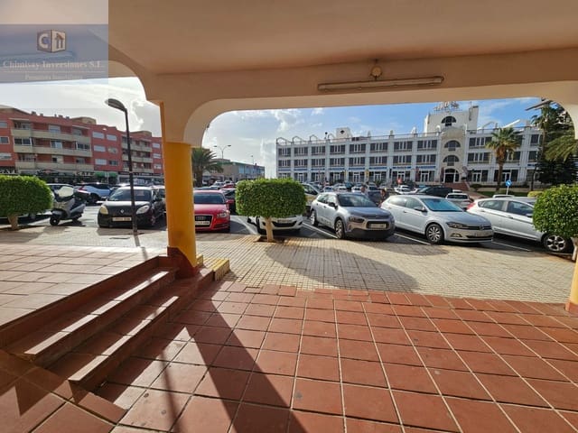 Kommersiell til salgs i Arona - € 395 000 (Ref: 10091457)