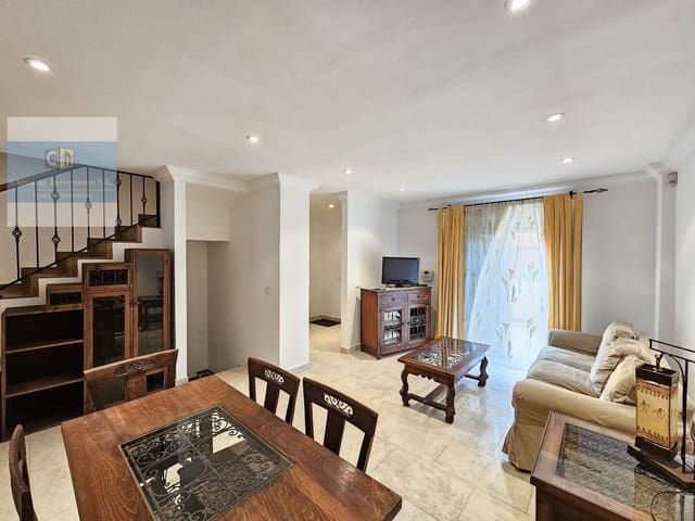 3 sypialnia Willa do wynajęcia w Santa Ursula z basenem garażem - 1 650 € (Ref: 10091459)