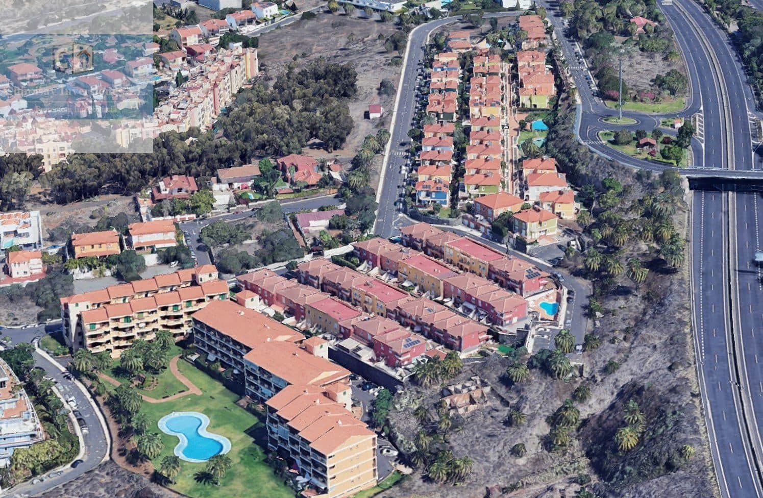 Chalet de 4 habitaciones en Santa Ursula en venta con piscina garaje - 415.000 € (Ref: 10091461)