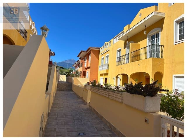Chalet de 4 habitaciones en Santa Ursula en venta con piscina garaje - 415.000 € (Ref: 10091461)