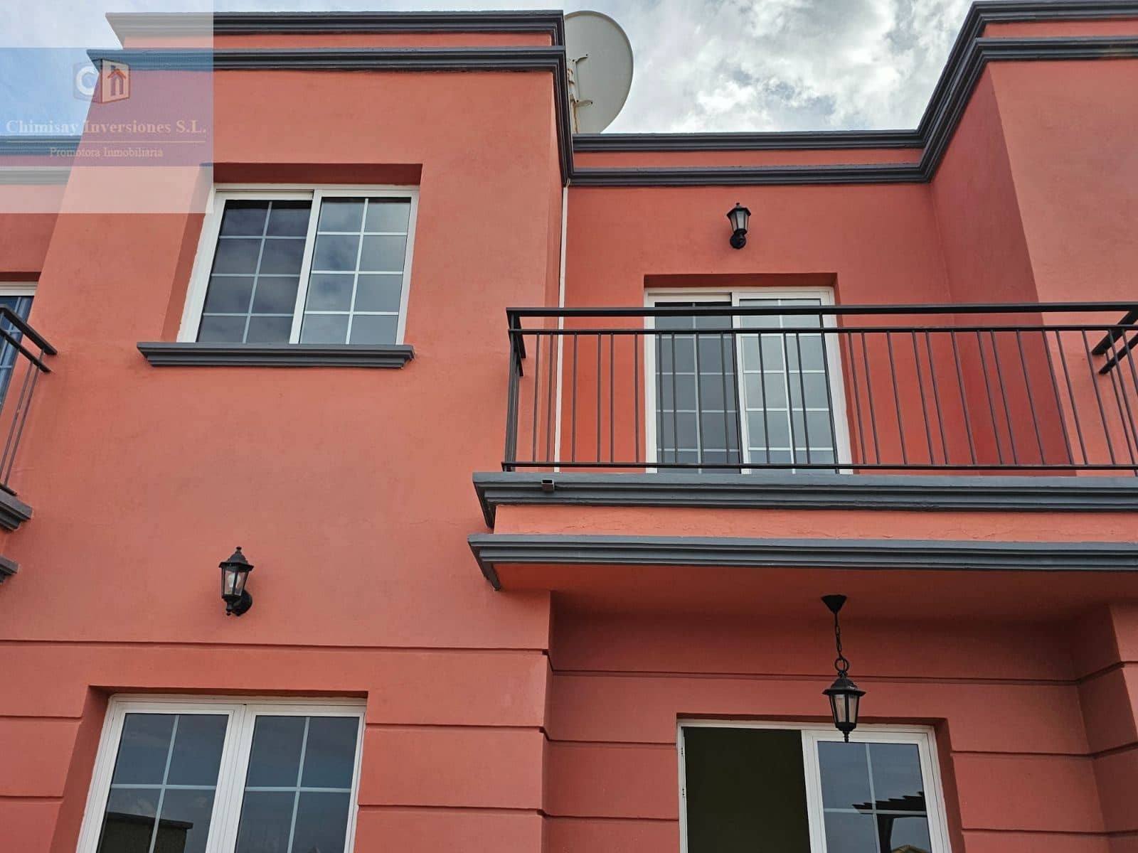 3 soverom Villa til salgs i Arona med garasje - € 495 000 (Ref: 10091462)