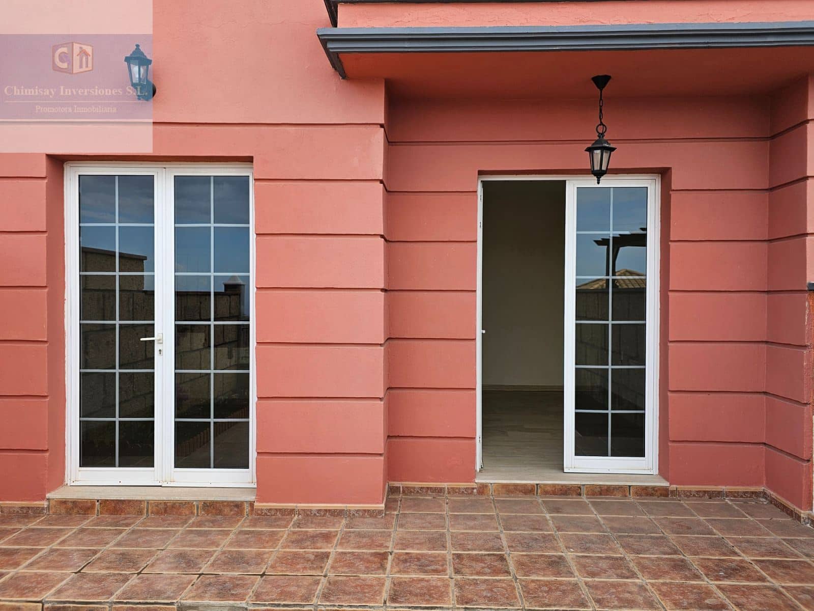 3 soverom Villa til salgs i Arona med garasje - € 495 000 (Ref: 10091462)
