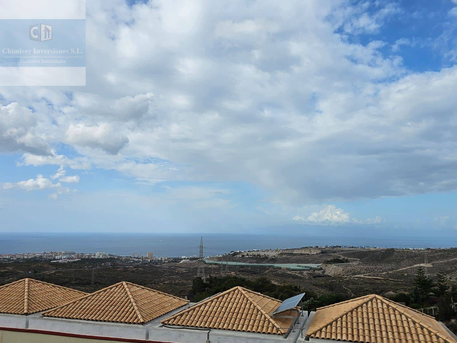 3 soverom Villa til salgs i Arona med garasje - € 495 000 (Ref: 10091462)