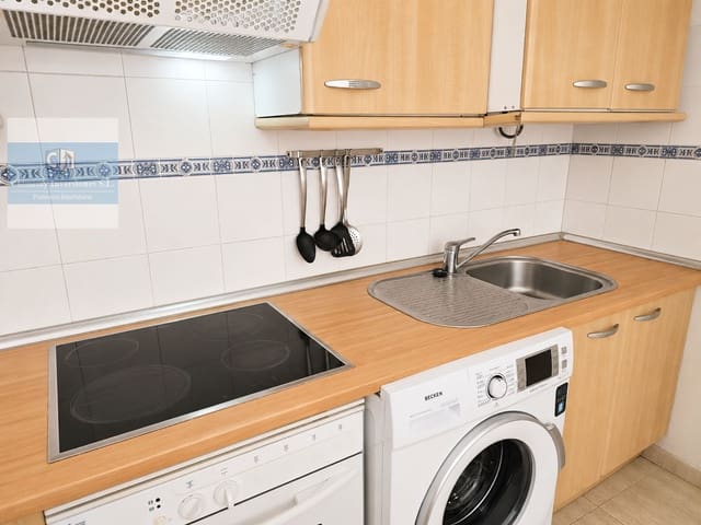 2 Zimmer Apartment zu verkaufen in Puerto de la Cruz mit Pool - 240.000 € (Ref: 10091464)