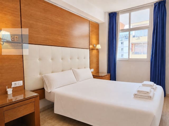 2 Zimmer Apartment zu verkaufen in Puerto de la Cruz mit Pool - 240.000 € (Ref: 10091464)
