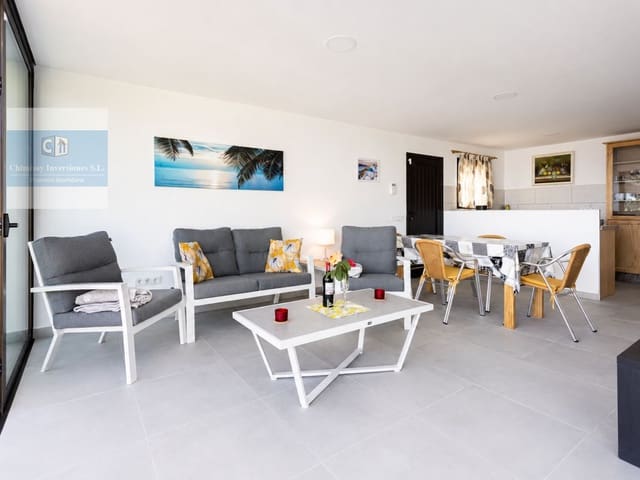 2 slaapkamer Finca/Landhuis te koop in Santa Ursula met zwembad garage - € 298.000 (Ref: 10091468)