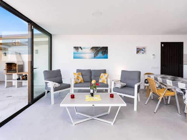 2 slaapkamer Finca/Landhuis te koop in Santa Ursula met zwembad garage - € 298.000 (Ref: 10091468)
