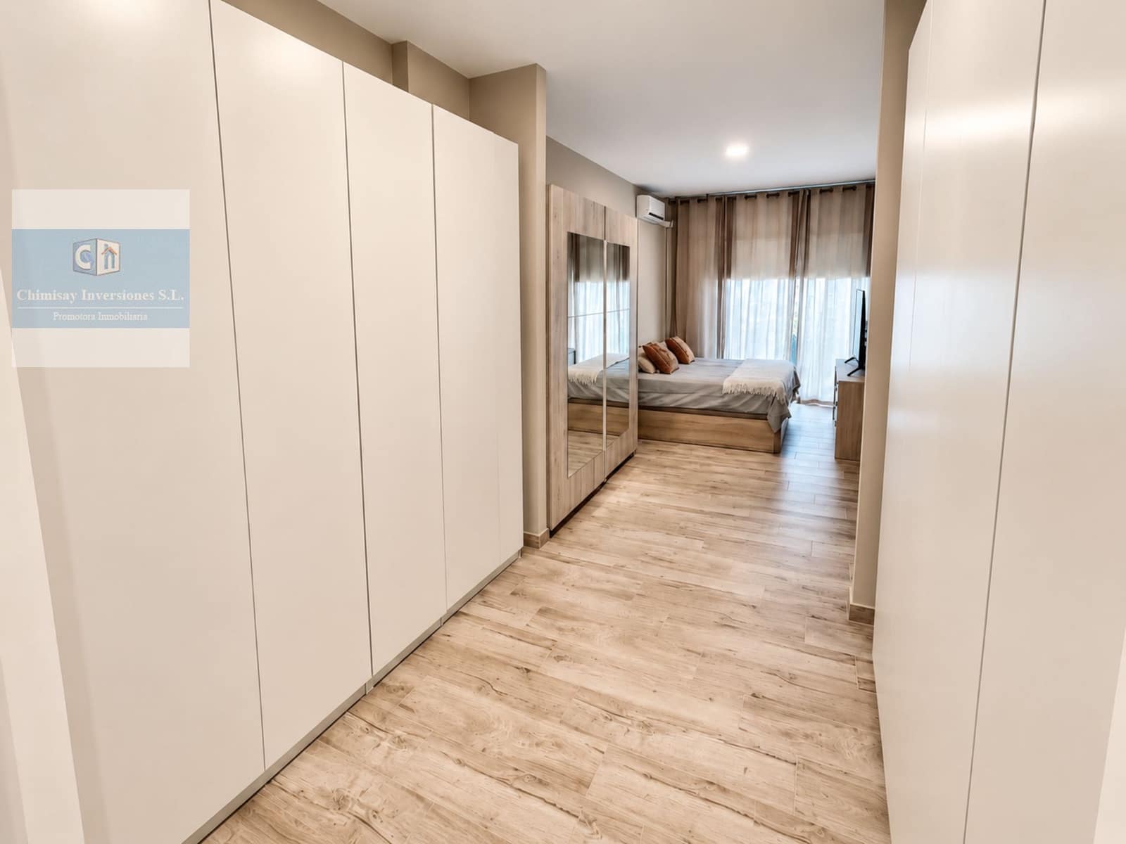 Apartamento de 2 habitaciones en Puerto de la Cruz en venta con garaje - 485.000 € (Ref: 10099569)