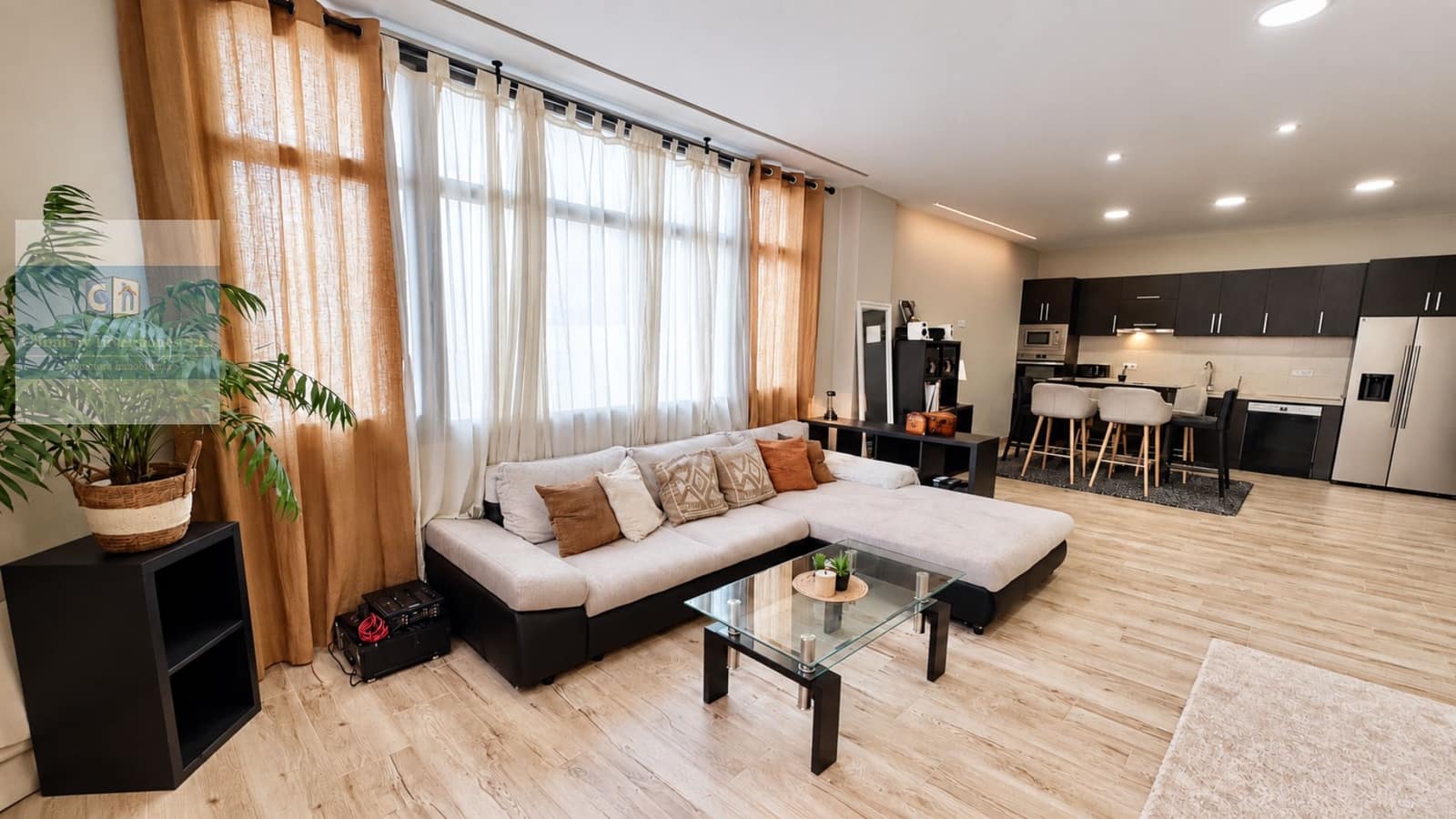 Apartamento de 2 habitaciones en Puerto de la Cruz en venta con garaje - 485.000 € (Ref: 10099569)