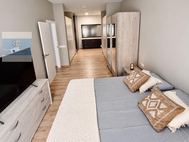 Apartamento de 2 habitaciones en Puerto de la Cruz en venta con garaje - 485.000 € (Ref: 10099569)
