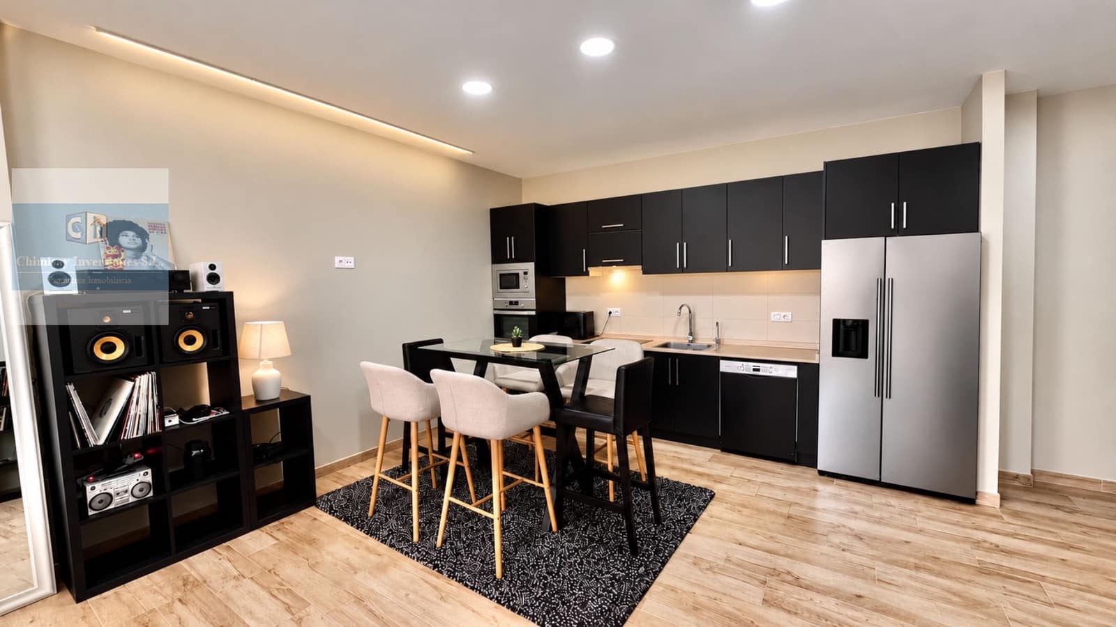 Apartamento de 2 habitaciones en Puerto de la Cruz en venta con garaje - 485.000 € (Ref: 10099569)