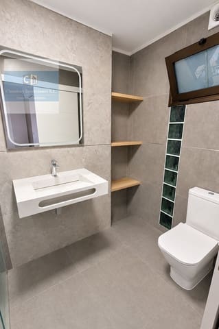 2 slaapkamer Appartement te koop in Puerto de la Cruz met garage - € 295.000 (Ref: 10120297)