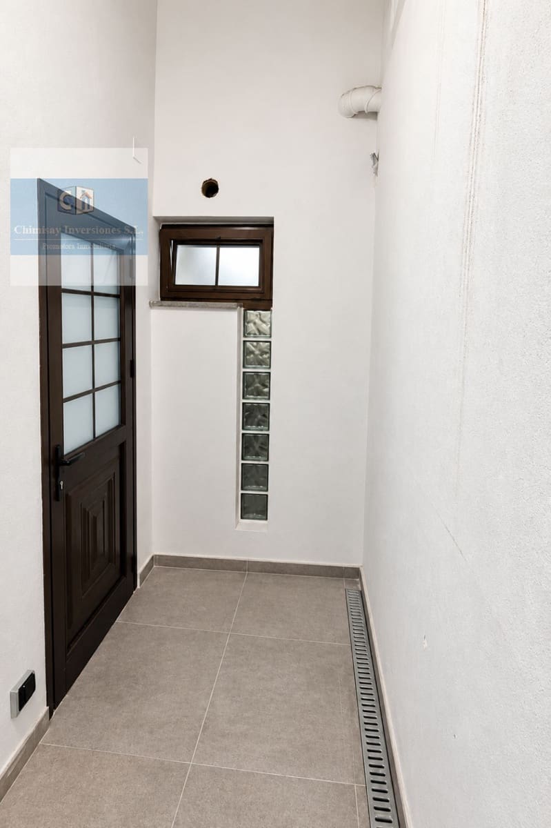 2 slaapkamer Appartement te koop in Puerto de la Cruz met garage - € 295.000 (Ref: 10120297)