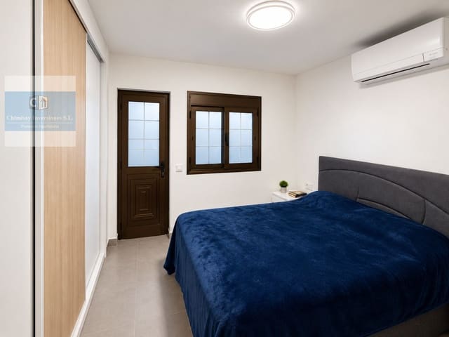 2 slaapkamer Appartement te koop in Puerto de la Cruz met garage - € 295.000 (Ref: 10120297)