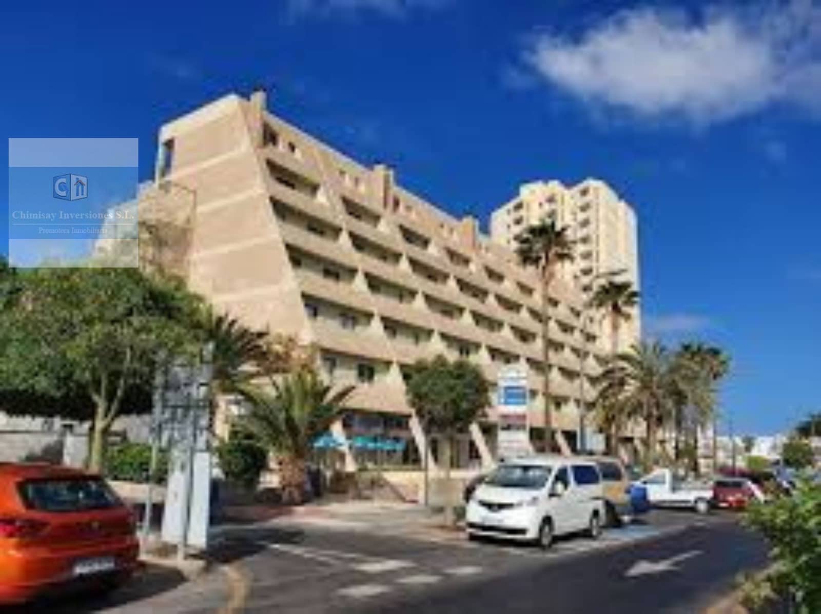 Ático de 2 habitaciones en Arona en alquiler con piscina - 1.800 € (Ref: 10153976)