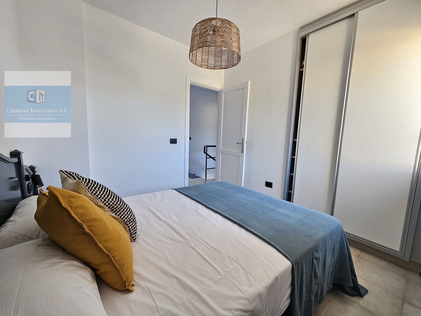 Ático de 2 habitaciones en Arona en alquiler con piscina - 1.800 € (Ref: 10153976)