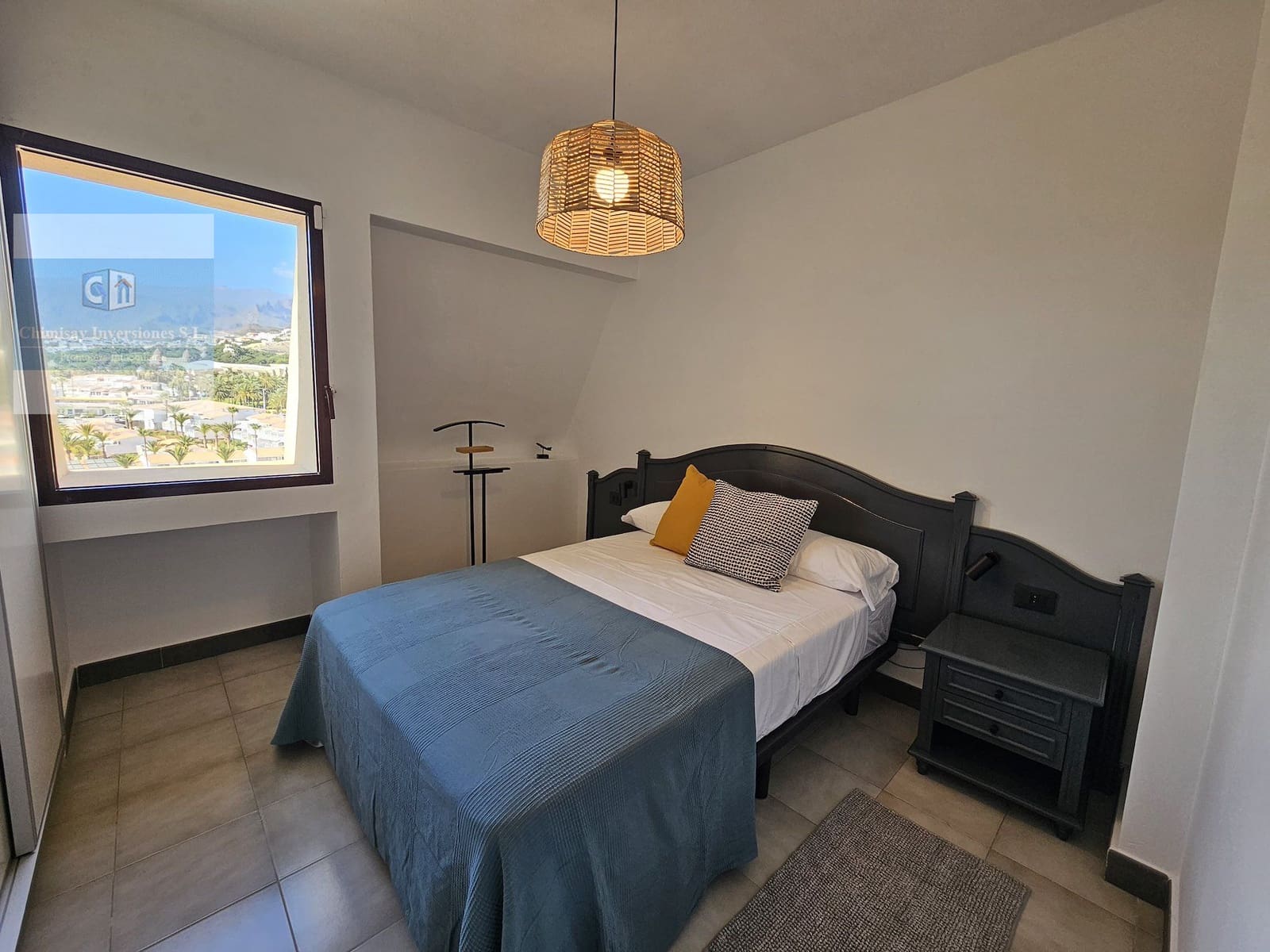 Ático de 2 habitaciones en Arona en alquiler con piscina - 1.800 € (Ref: 10153976)
