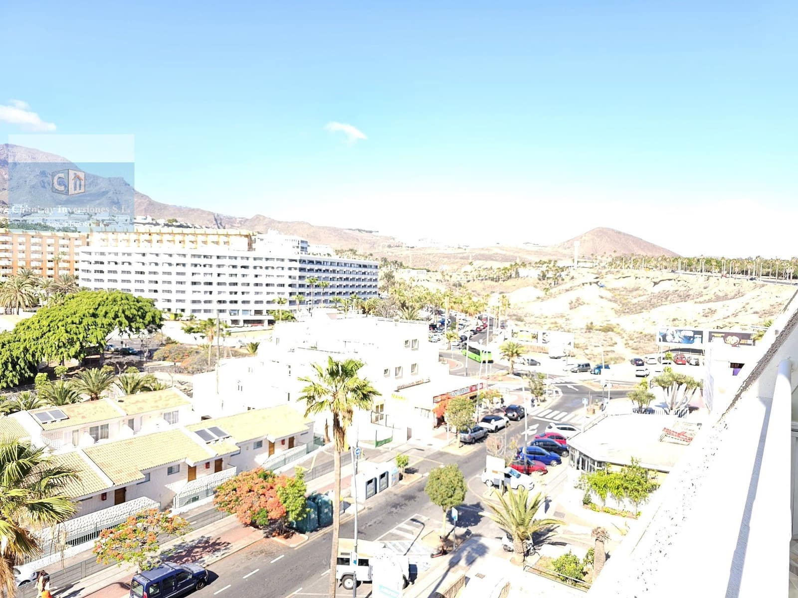 Ático de 2 habitaciones en Arona en alquiler con piscina - 1.800 € (Ref: 10153976)