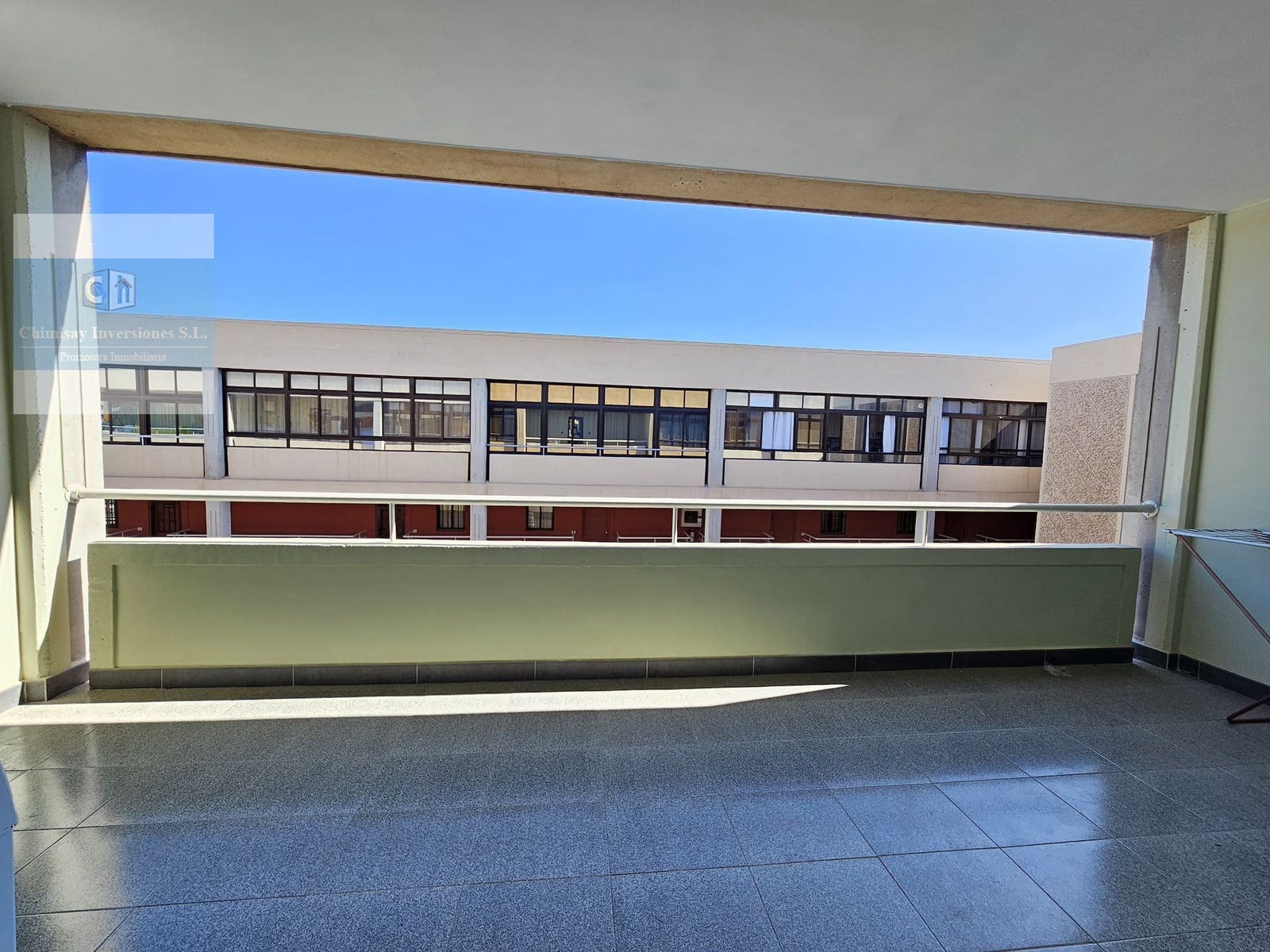 Ático de 2 habitaciones en Arona en alquiler con piscina - 1.800 € (Ref: 10153976)