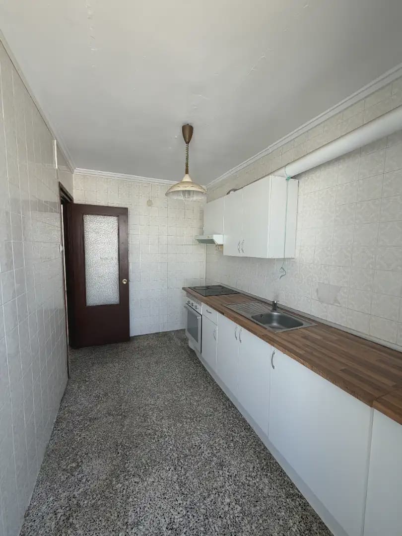 3 slaapkamer Flat te koop in Valencia stad - € 199.000 (Ref: 10099007)