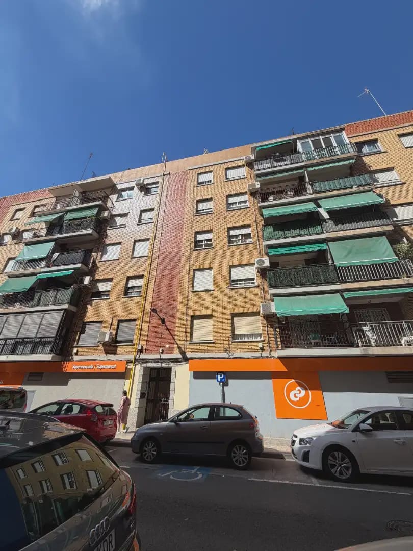 3 slaapkamer Flat te koop in Valencia stad - € 199.000 (Ref: 10099007)