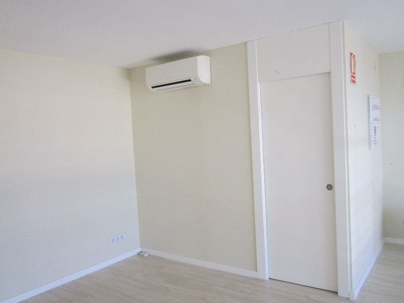 Toimisto myytävänä paikassa Manises - 279 100 € (Ref: 9282562)