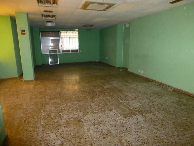 Bureau à vendre à Tavernes Blanques - 500 000 € (Ref: 9282564)