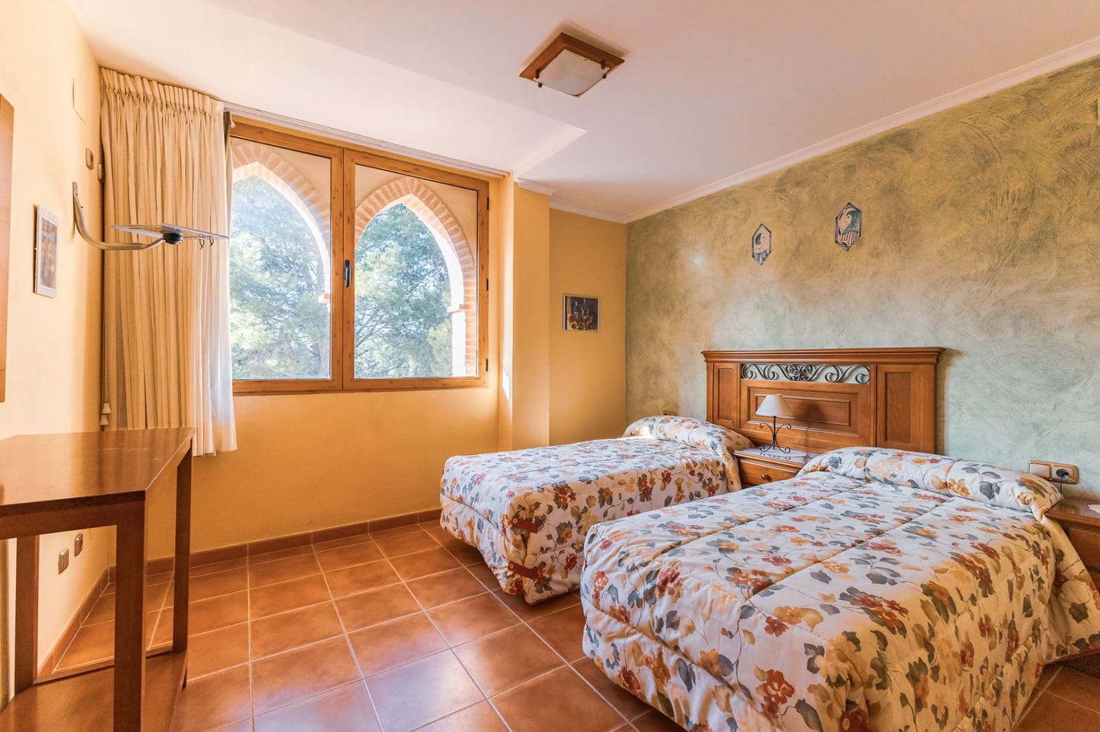 6 bedroom Hotel for sale in Alcublas - € 750,000 (Ref: 9282567)