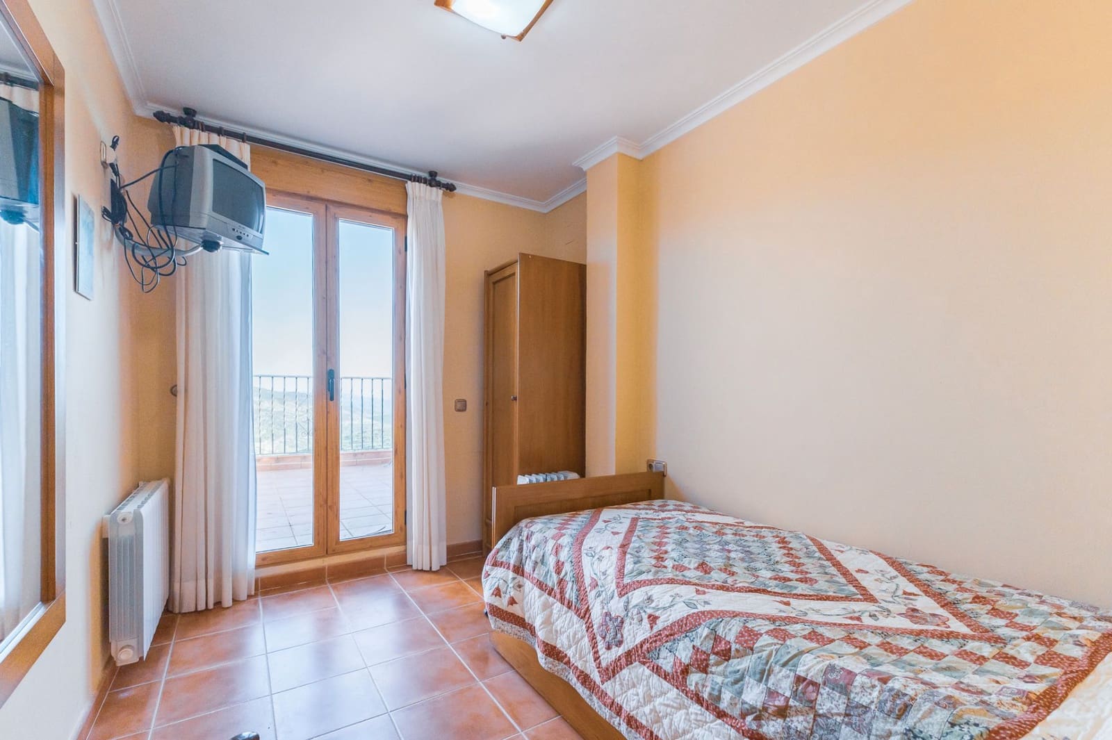 6 bedroom Hotel for sale in Alcublas - € 750,000 (Ref: 9282567)