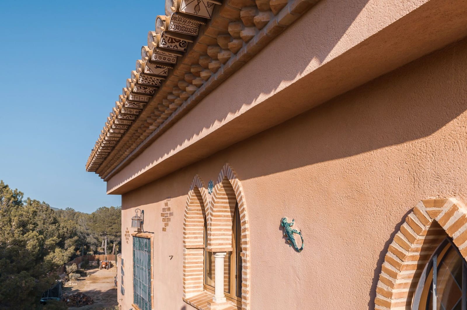 6 bedroom Hotel for sale in Alcublas - € 750,000 (Ref: 9282567)