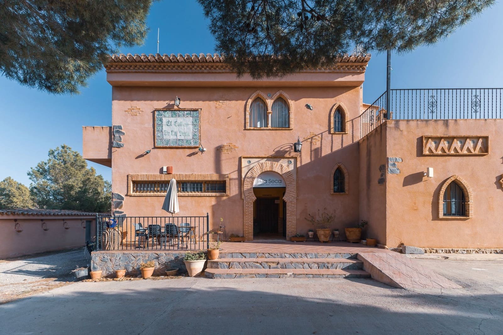 6 bedroom Hotel for sale in Alcublas - € 750,000 (Ref: 9282567)