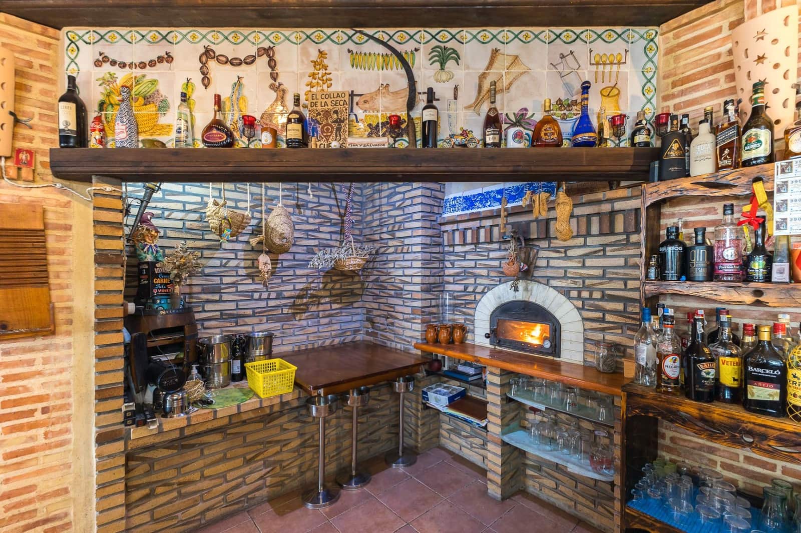 6 bedroom Hotel for sale in Alcublas - € 750,000 (Ref: 9282567)