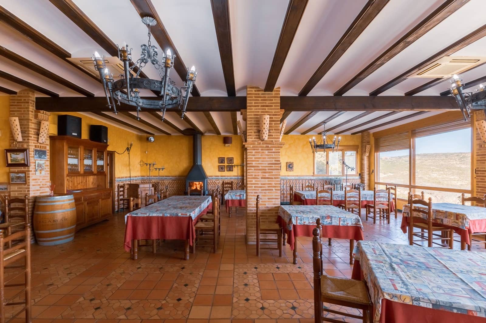 6 bedroom Hotel for sale in Alcublas - € 750,000 (Ref: 9282567)