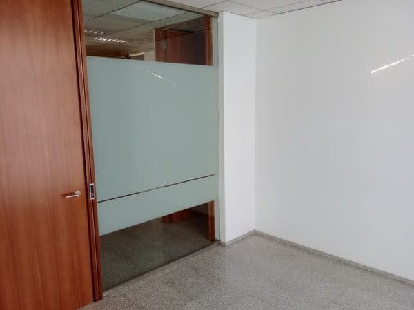 Commercial for sale in Campanar, Valencia city - € 371,500 (Ref: 9282571)