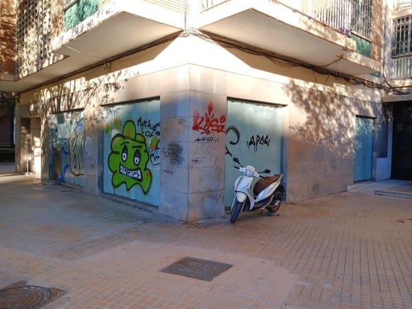 Commercial for sale in Campanar, Valencia city - € 371,500 (Ref: 9282571)