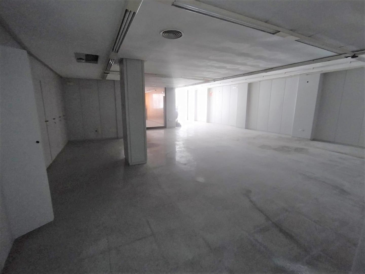 Commerciale in vendita in Picassent - 109.000 € (Rif: 9282573)