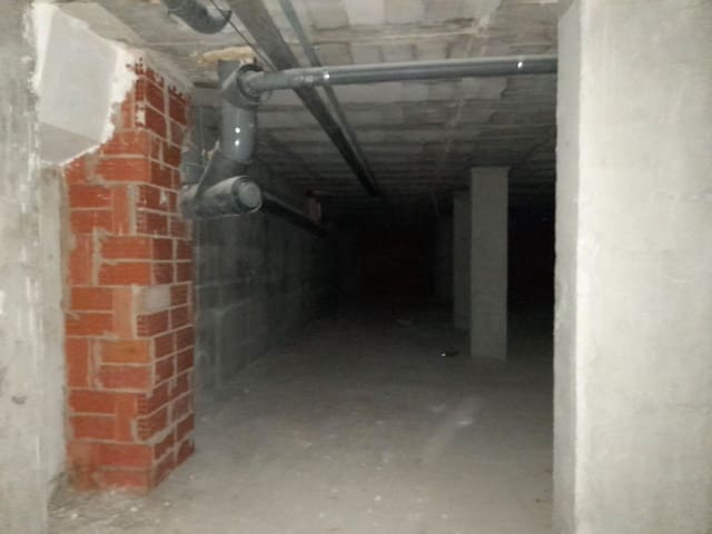 Commercial for sale in Llíria - € 99,800 (Ref: 9282575)