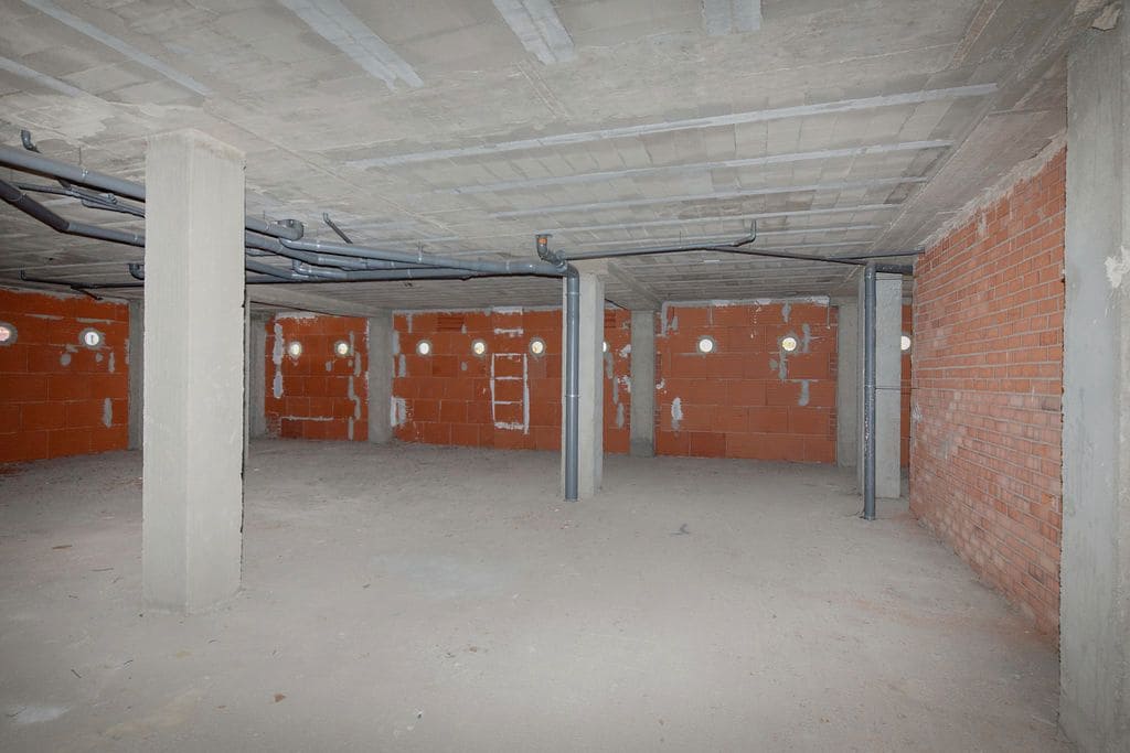 Local Comercial en Torrent en venta - 388.000 € (Ref: 9282576)