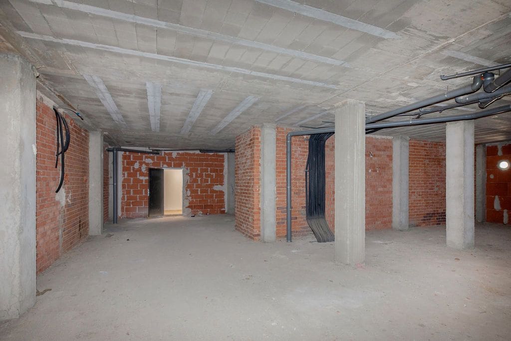 Local Comercial en Torrent en venta - 388.000 € (Ref: 9282576)