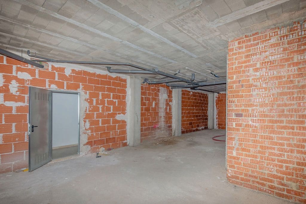 Local Comercial en Torrent en venta - 388.000 € (Ref: 9282576)