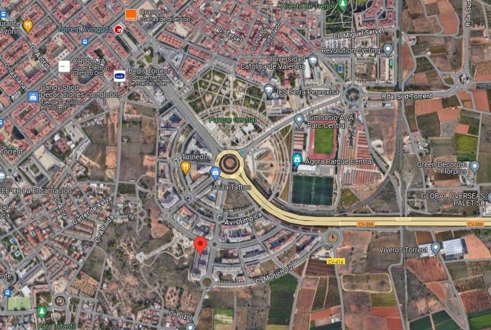Local Comercial en Torrent en venta - 388.000 € (Ref: 9282576)