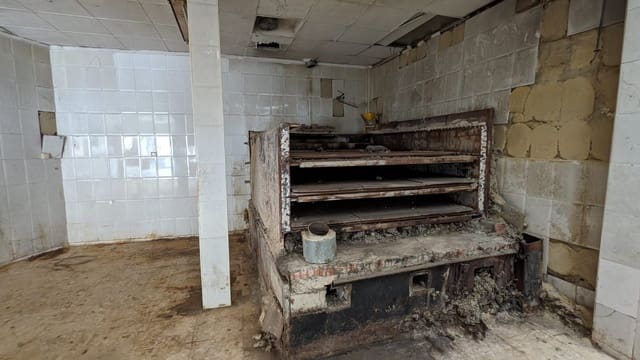 Gewerbe zu verkaufen in Turís - 45.500 € (Ref: 9311403)