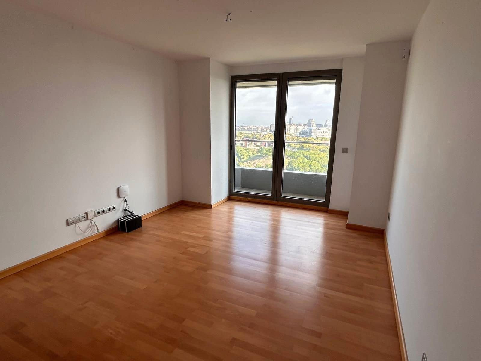 3 soveværelse Lejlighed til salg i Mislata med garage - € 400.800 (Ref: 9314389)