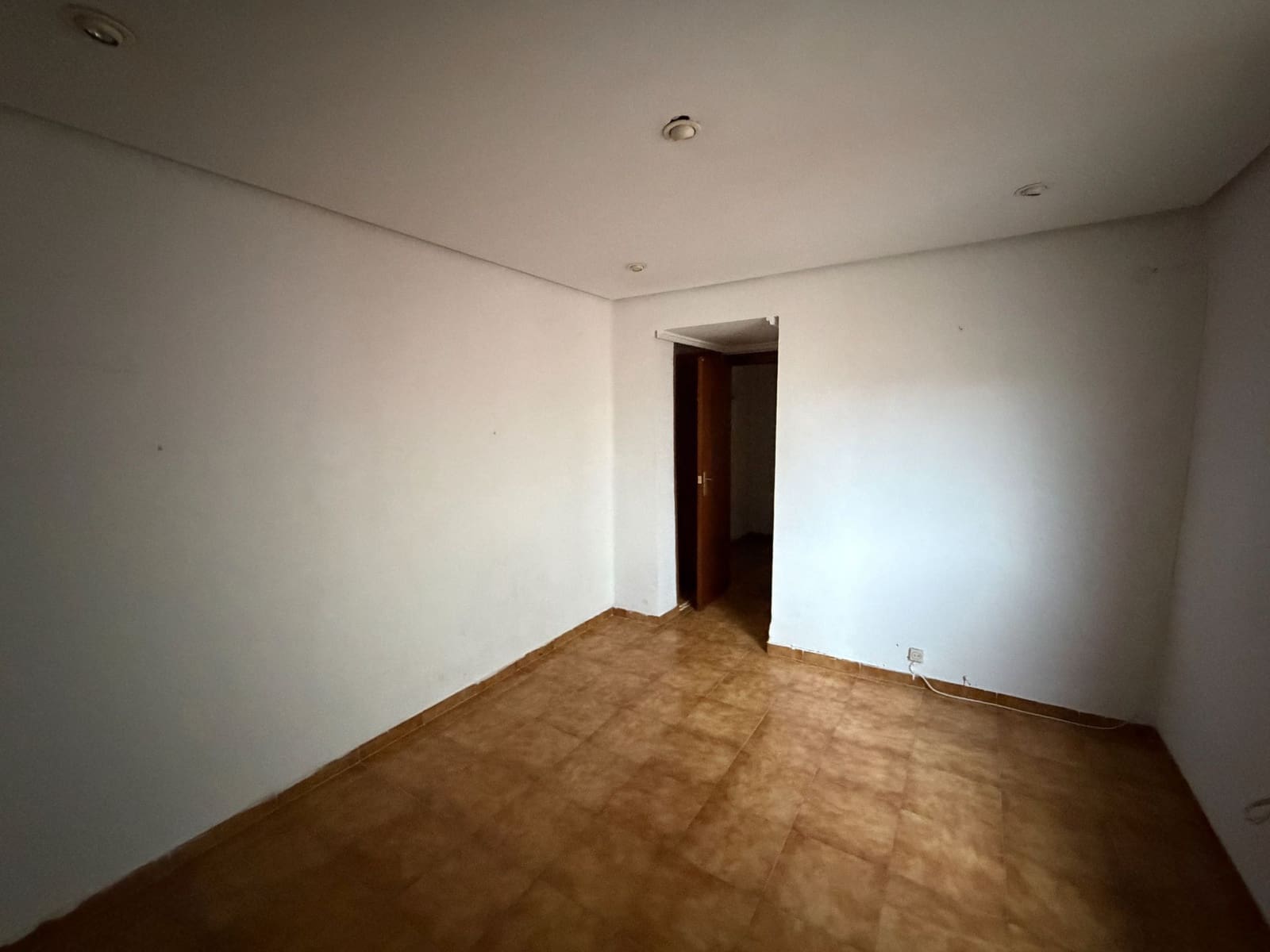 2 bedroom Flat for sale in Moncada - € 95,000 (Ref: 9428202)
