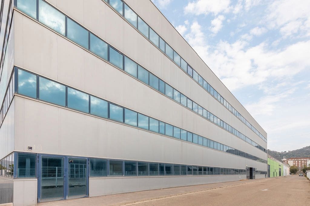 4 bedroom Office for sale in Xativa - € 1,900,000 (Ref: 9467643)