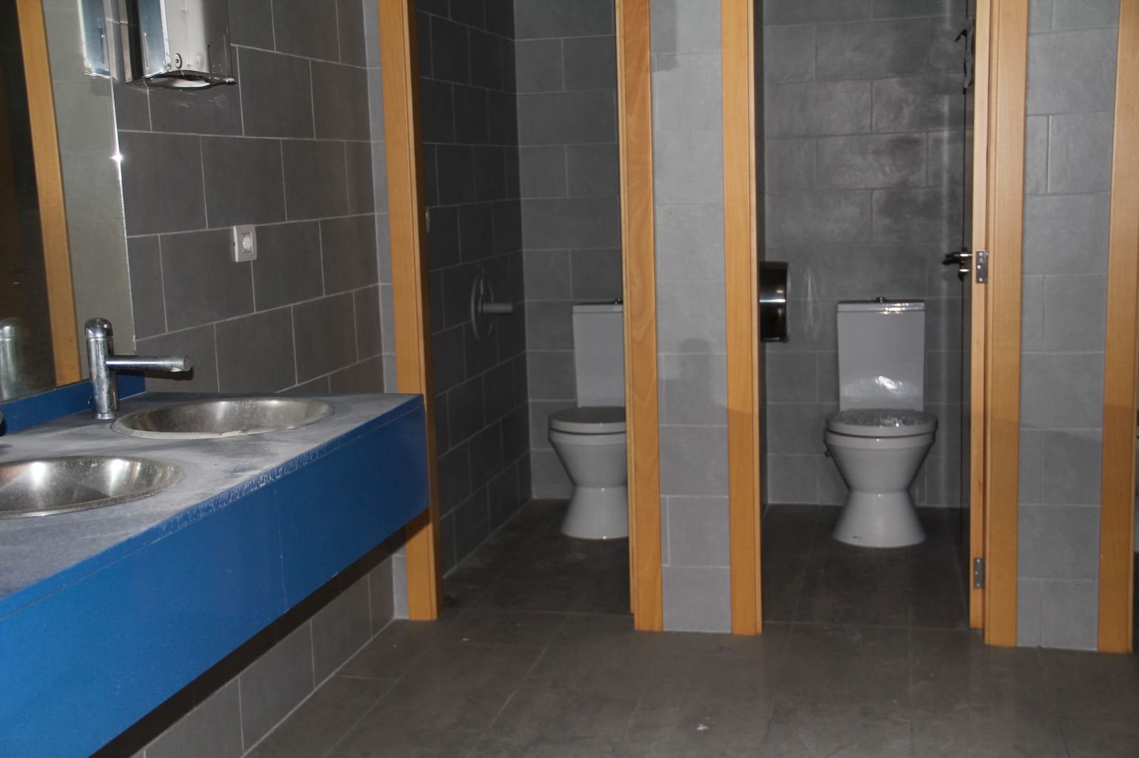 4 bedroom Office for sale in Xativa - € 1,900,000 (Ref: 9467643)