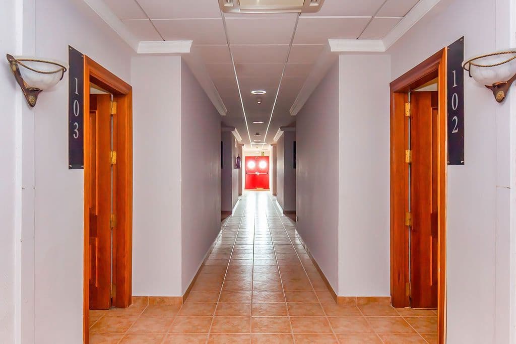 44 Zimmer Hotel zu verkaufen in Jalance mit Pool - 1.305.000 € (Ref: 9467644)