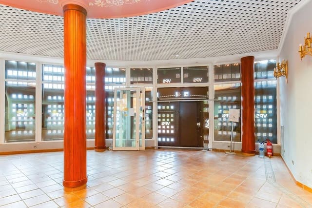 44 chambre Hôtel à vendre à Jalance avec piscine - 1 305 000 € (Ref: 9467644)