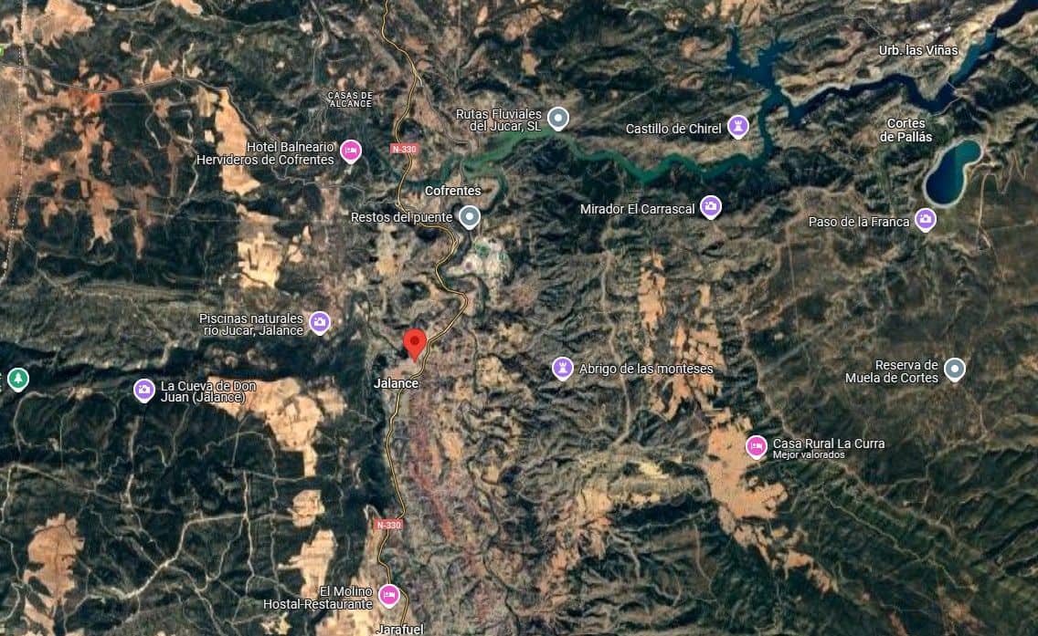 44 Zimmer Hotel zu verkaufen in Jalance mit Pool - 1.305.000 € (Ref: 9467644)