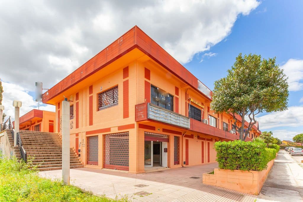 Commercieel te koop in San Antonio de Benageber - € 365.000 (Ref: 9471291)